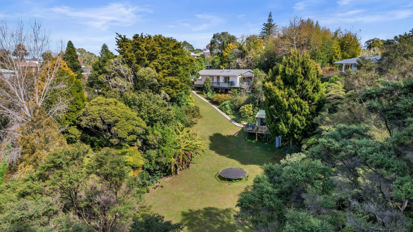 17 McClintock Road, Massey, Auckland - Carousel 1