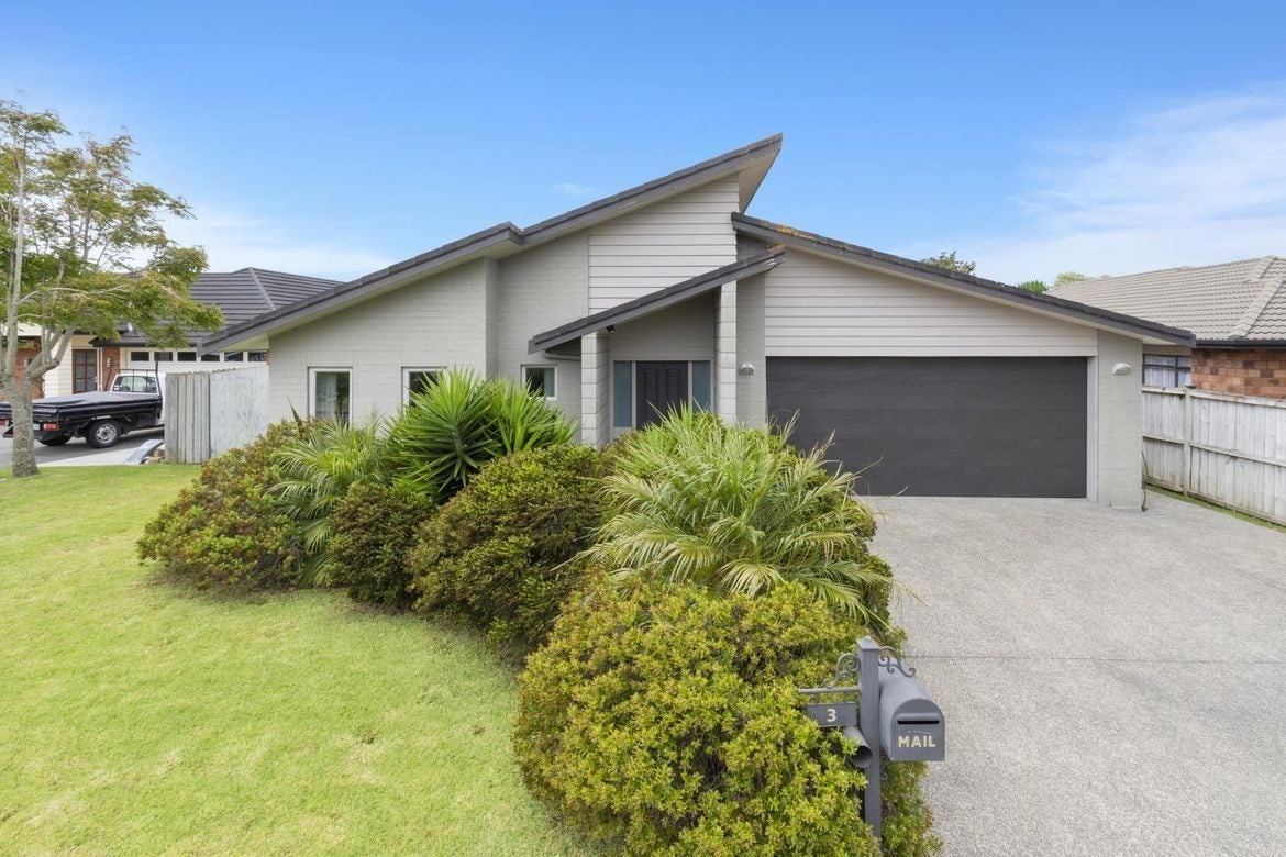 3 Elie Place, Wattle Downs, Auckland - Carousel 1