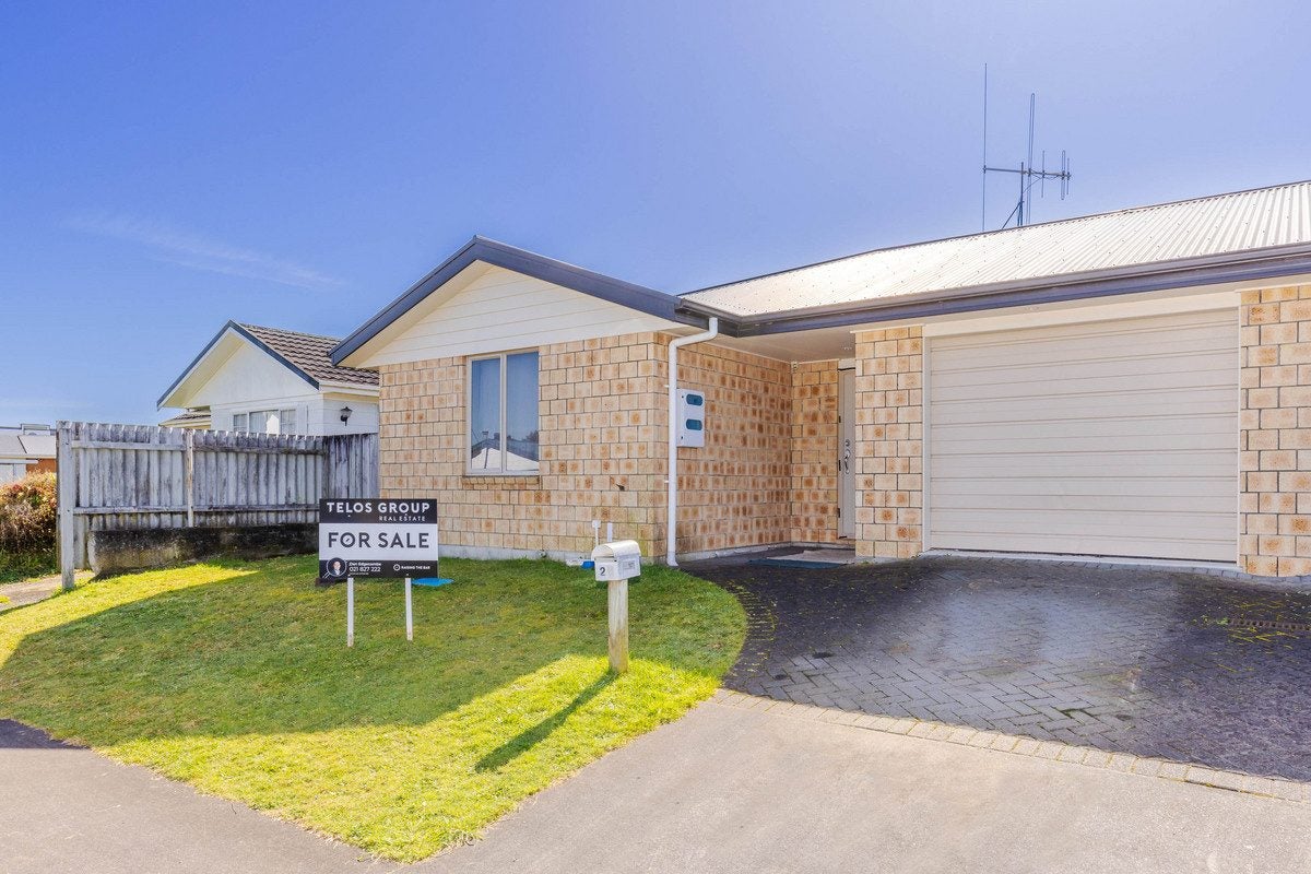 2D Burrows Place, Frankton, Hamilton - Carousel 1