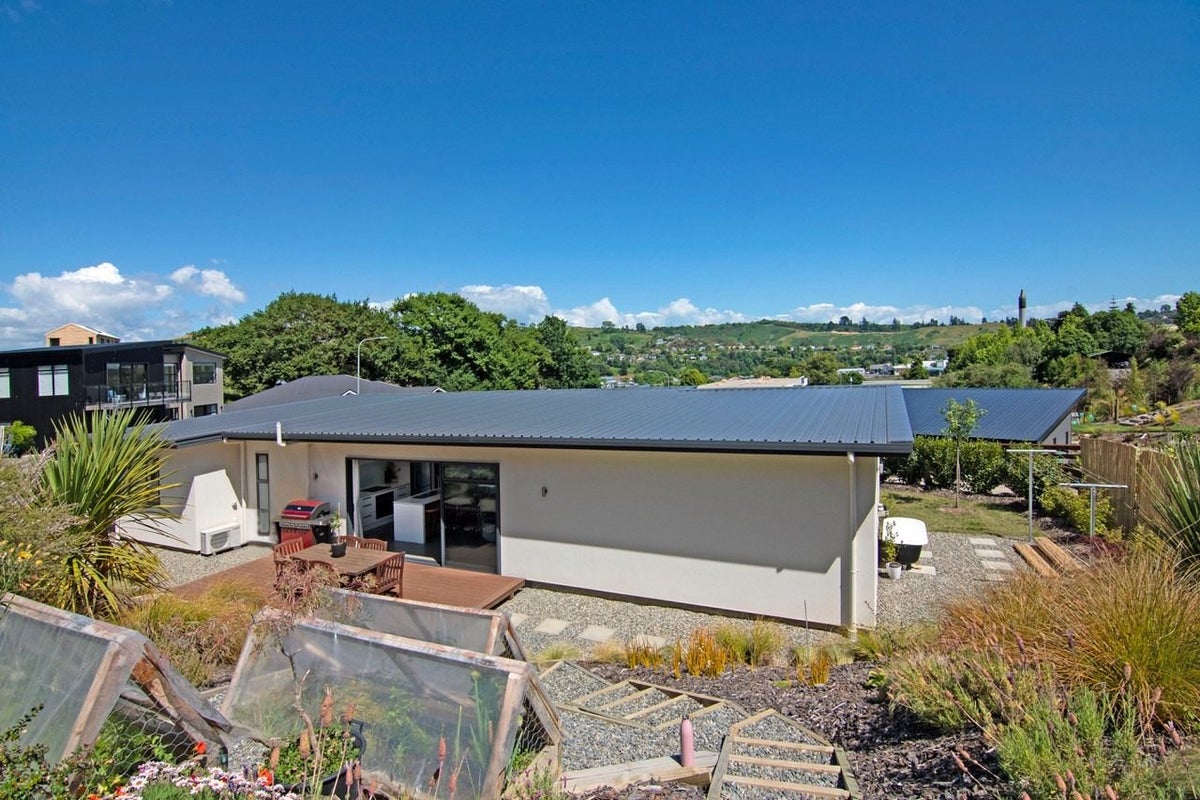 1/10 Grampian Oaks Lane, Nelson South, Nelson - Carousel 15