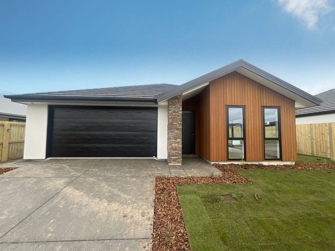 19 Llew Summers Street, Belfast, Christchurch - Carousel 1