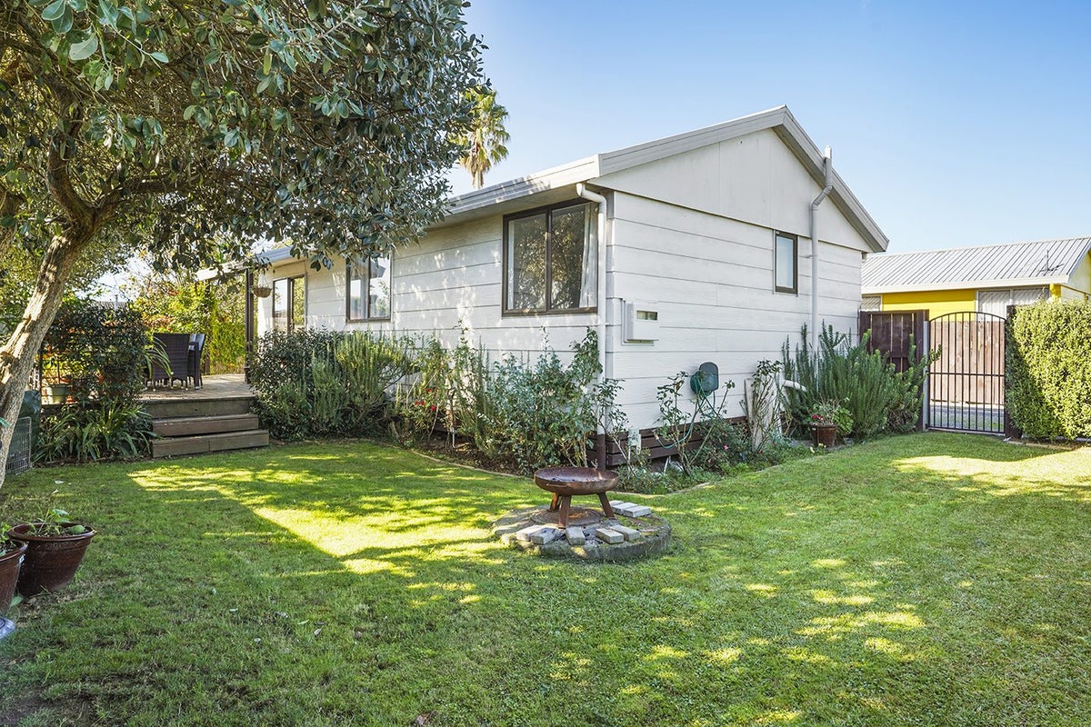 1 Kim Lane, Nawton, Hamilton - Carousel 1