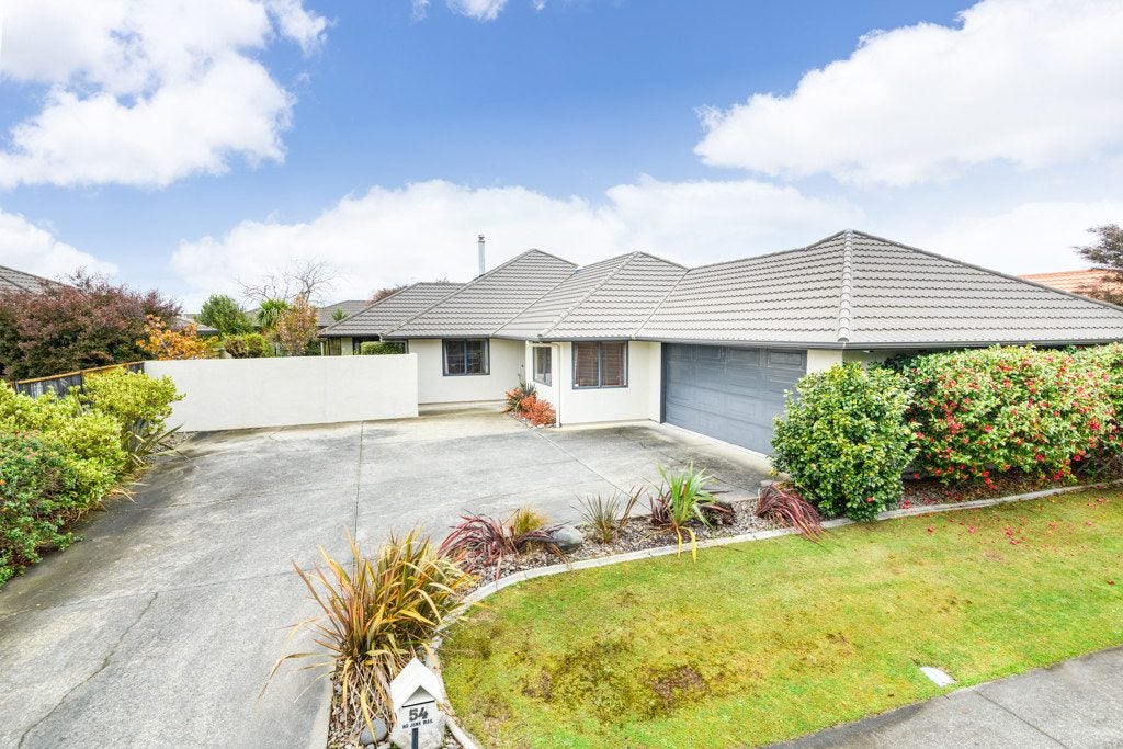 54 Roberts Line, Kelvin Grove, Palmerston North - Carousel 1