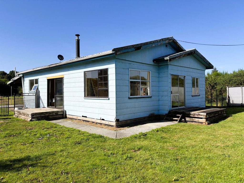 250 Ikamatua, IKAMATUA, TOTARA FLAT - Carousel 2