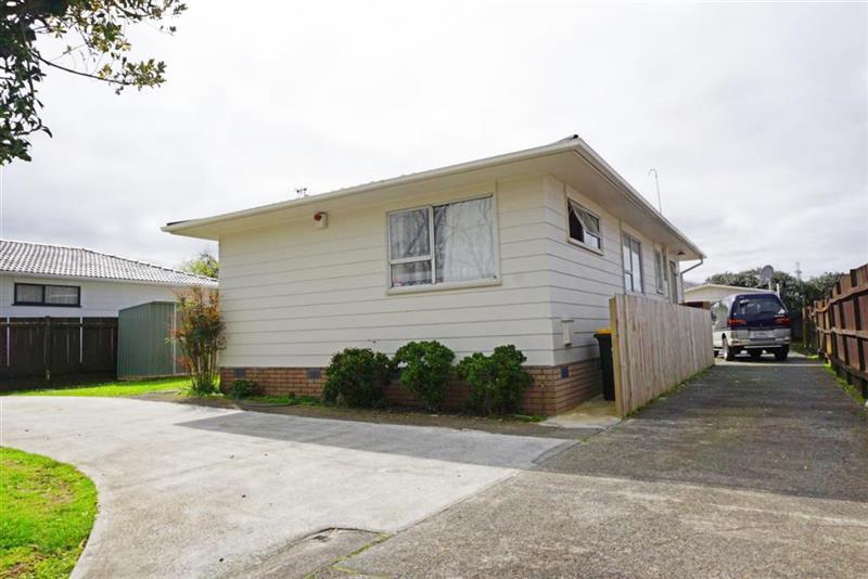52 Boundary Road, Clover Park, Auckland - Carousel 1