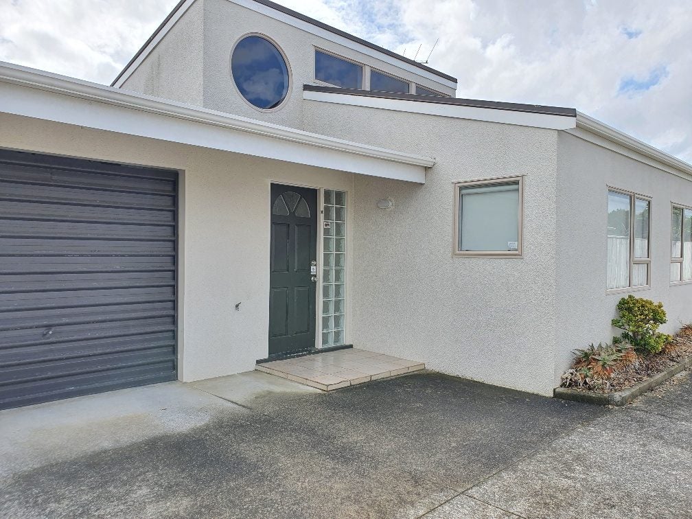 1/33 Alford Street, Waterview, Auckland - Carousel 1