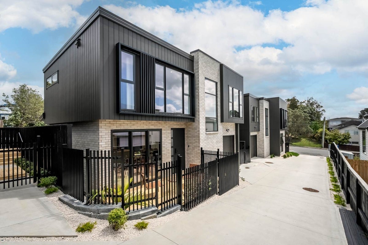 10 Agathis Avenue, Mairangi Bay, Auckland - Carousel 2
