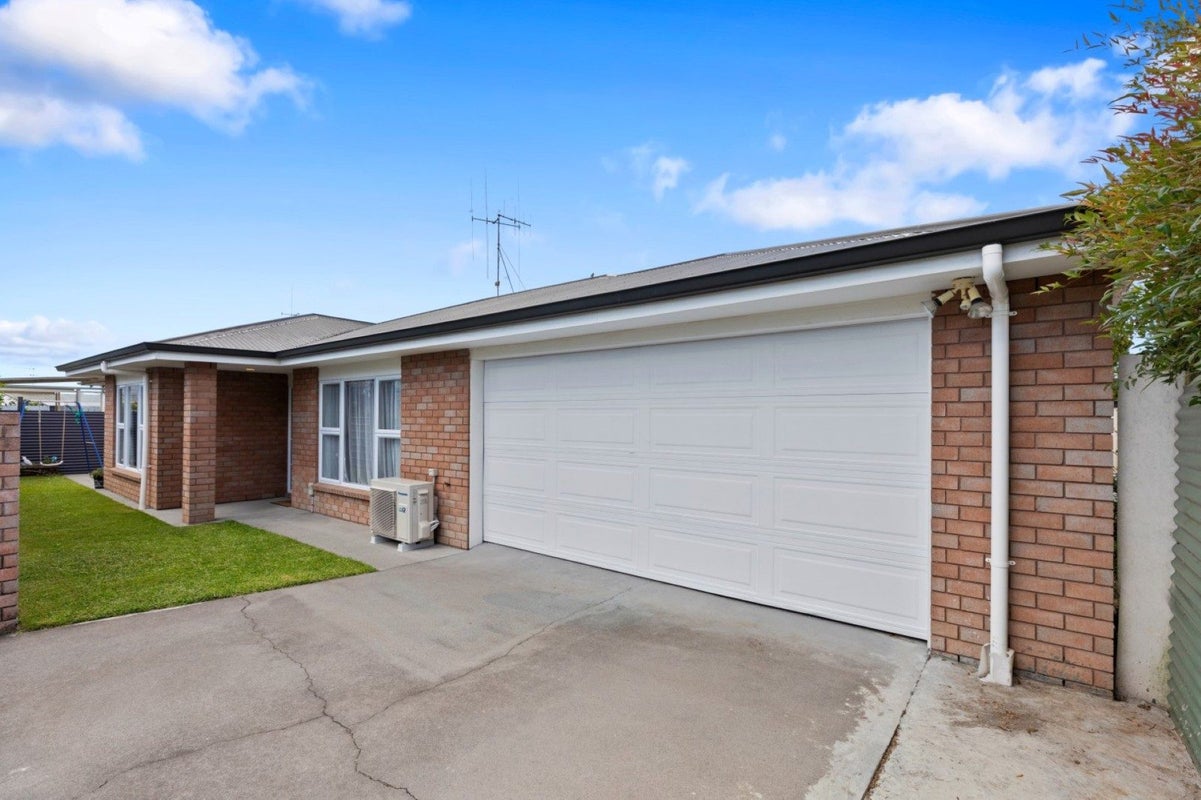 61C Queen Road, Bellevue, Tauranga - Carousel 1