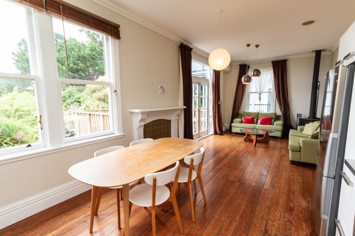 29 Mortimer Terrace, Aro Valley, Wellington - Carousel 1