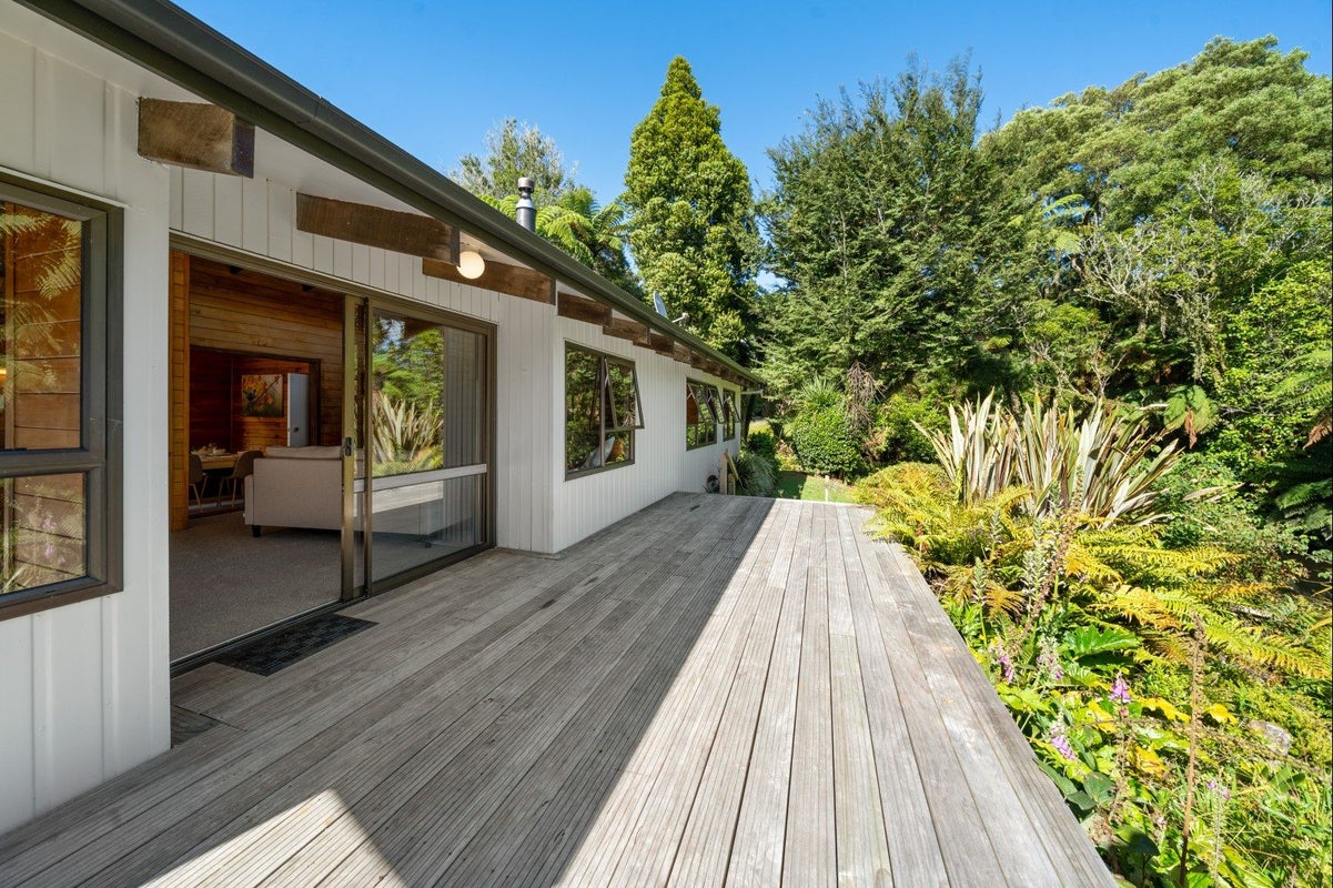 58 Kent Terrace, Midhirst, Stratford - Carousel 2