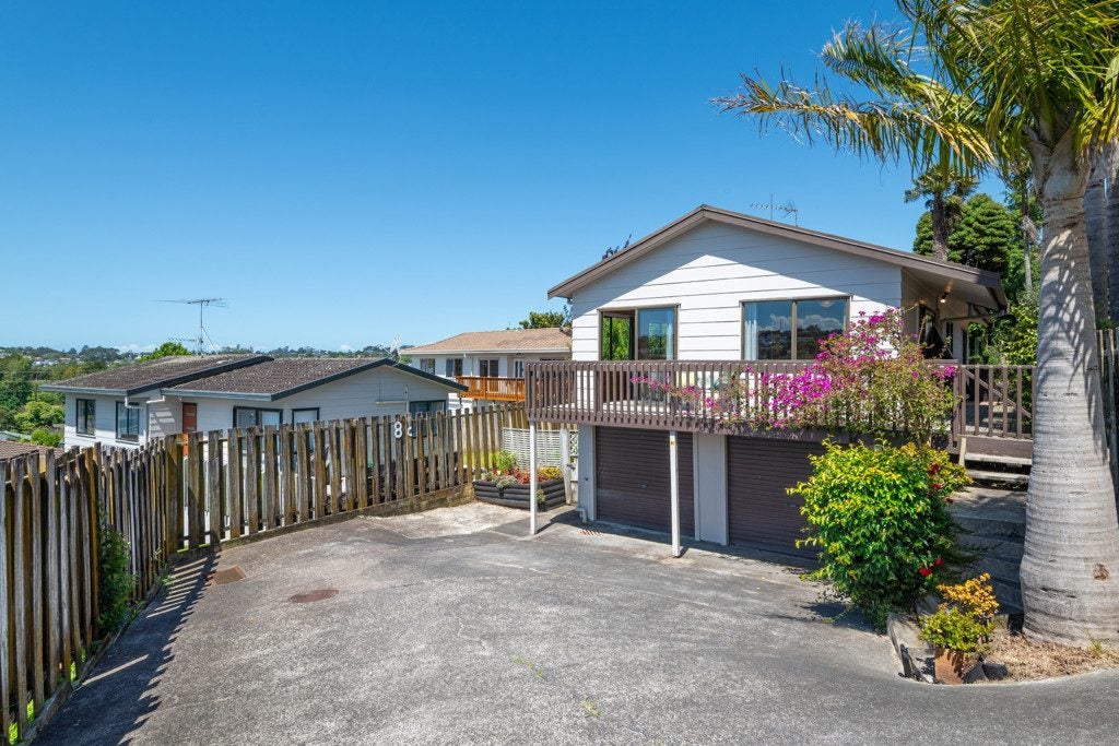 1/8 Camilla Grove, Totara Vale, Auckland - Carousel 2
