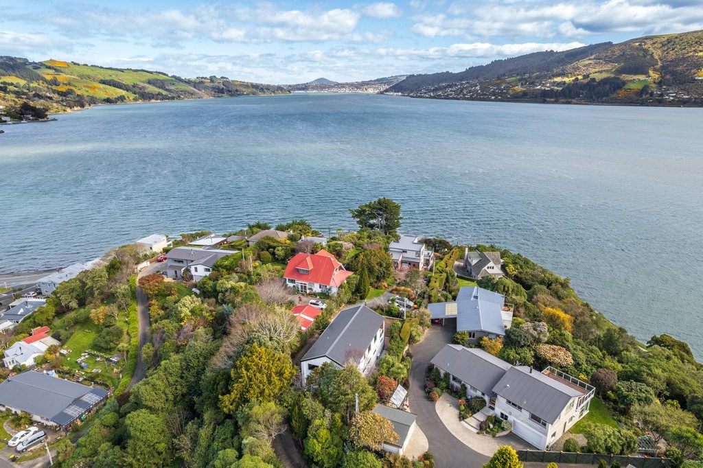 16A Kellas Street, Macandrew Bay, Dunedin - Carousel 25