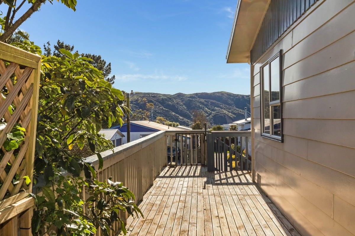 25 Robson Street, Stokes Valley, Lower Hutt - Carousel 15