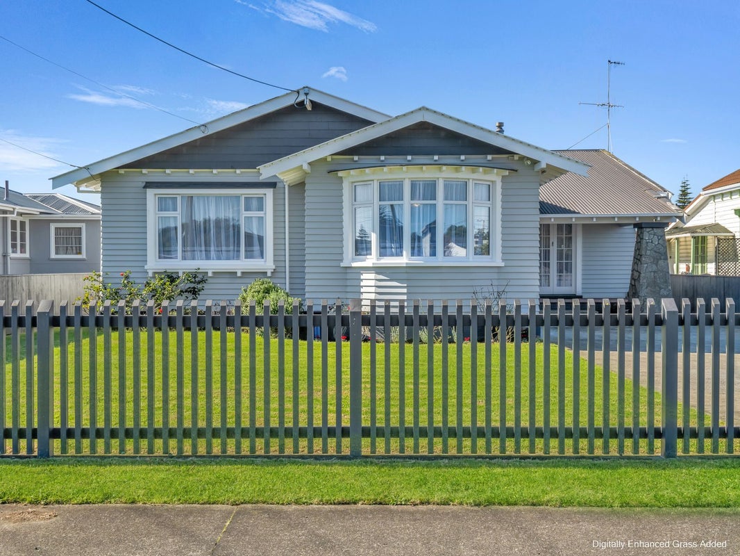 14 Kings Avenue, Gonville, Whanganui - Carousel 1