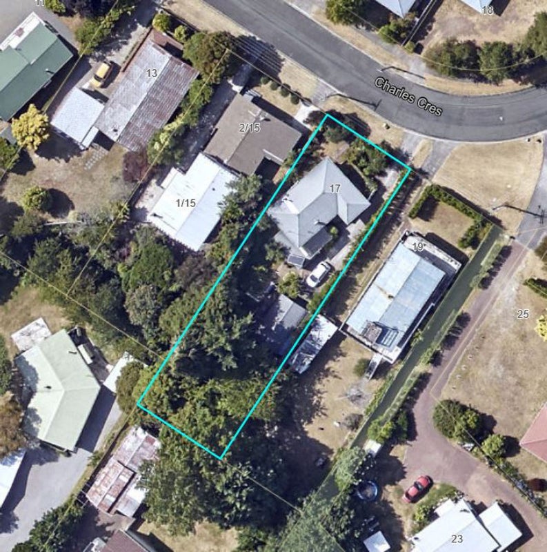 17 Charles Crescent, Rainbow Point, Taupo - Carousel 17