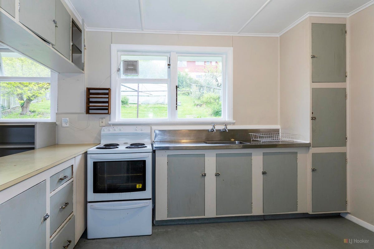 13 Hobbs Street, Waimataitai, Timaru - Carousel 2