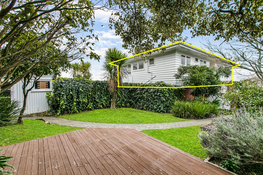 1/32 Gowing Drive, Meadowbank, Auckland - Carousel 1