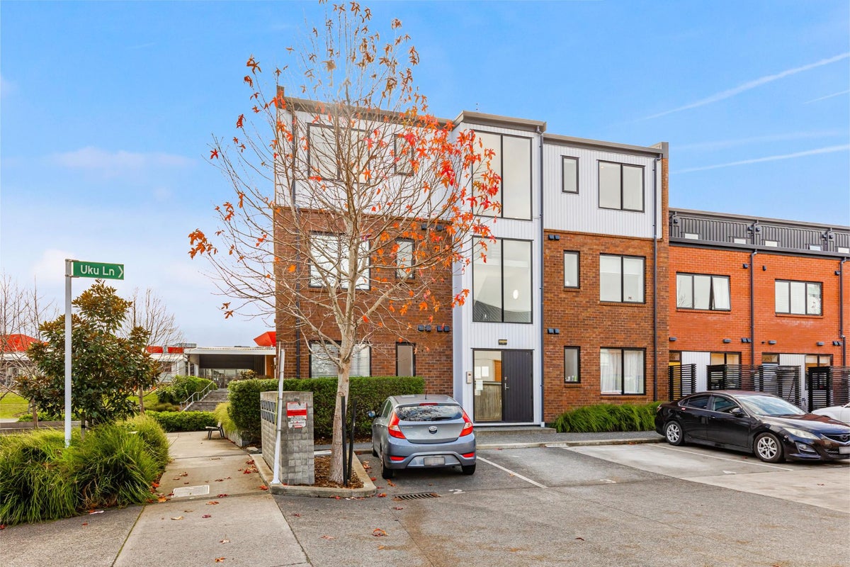 6/7 Uku Lane, Hobsonville, Auckland - Carousel 1