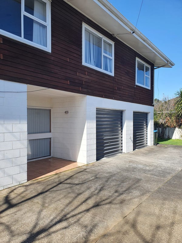 36B Kingsview Road, Mount Eden, Auckland - Carousel 1