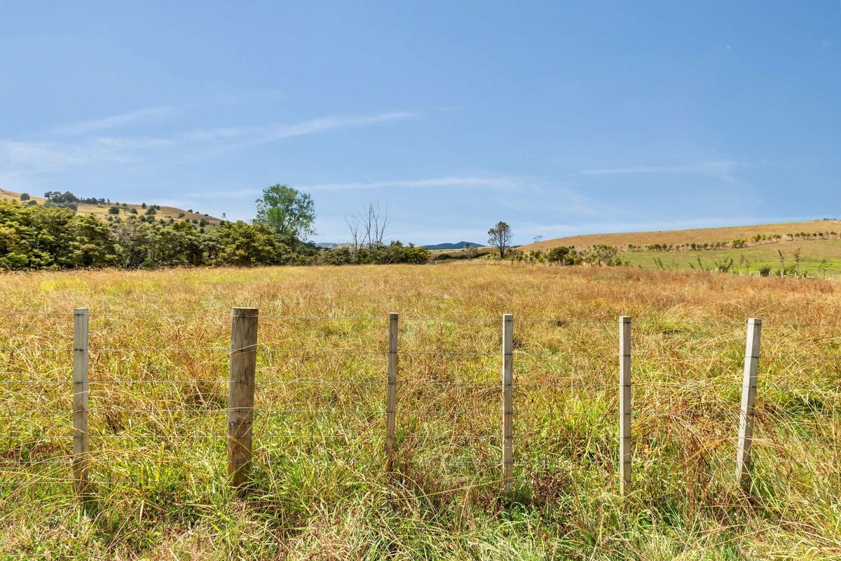 659 West Coast Road, Makarau, Warkworth - Carousel 1