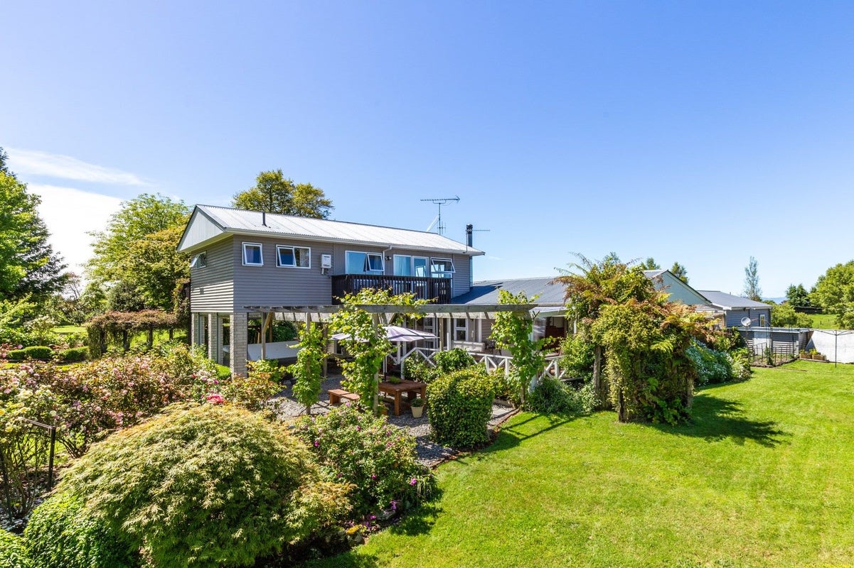 52 Whakaroa Road, Kinloch, Taupo - Carousel 2