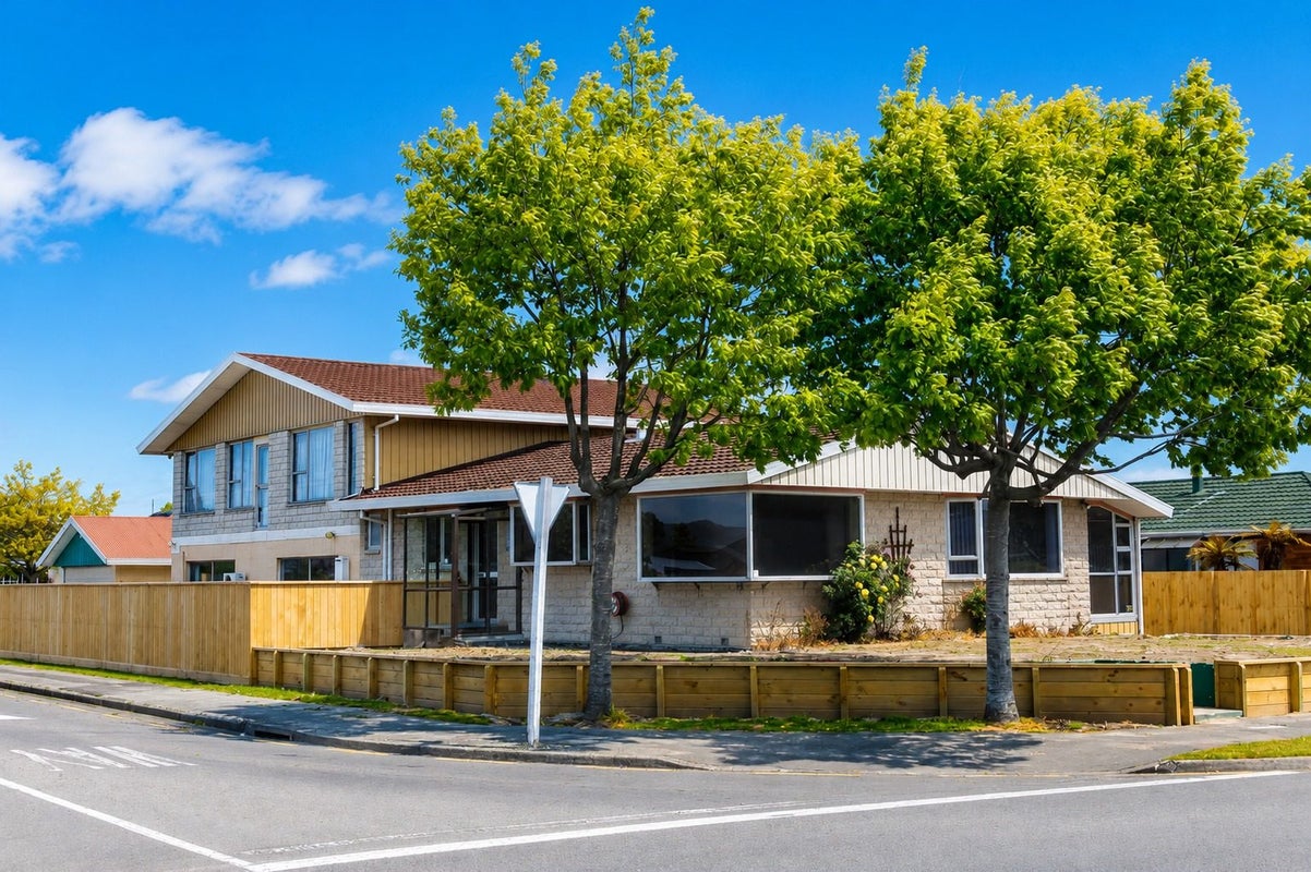 133 Yaldhurst Road, Sockburn, Christchurch - Carousel 1