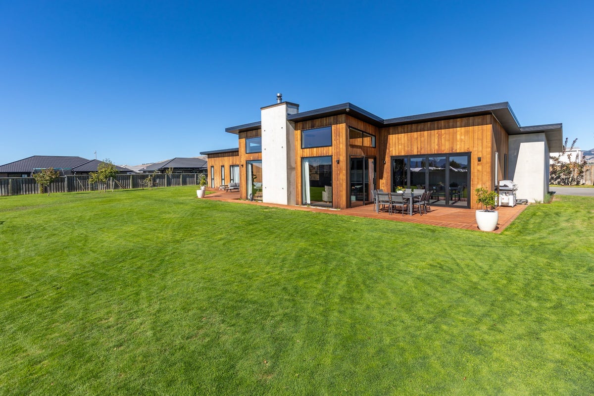 37 Aerodrome Road, Burleigh, Blenheim - Carousel 50