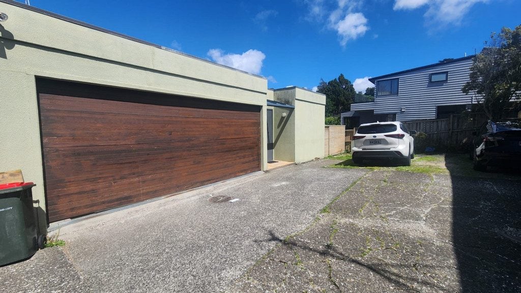 61A Goodall Street, Hillsborough, Auckland - Carousel 2