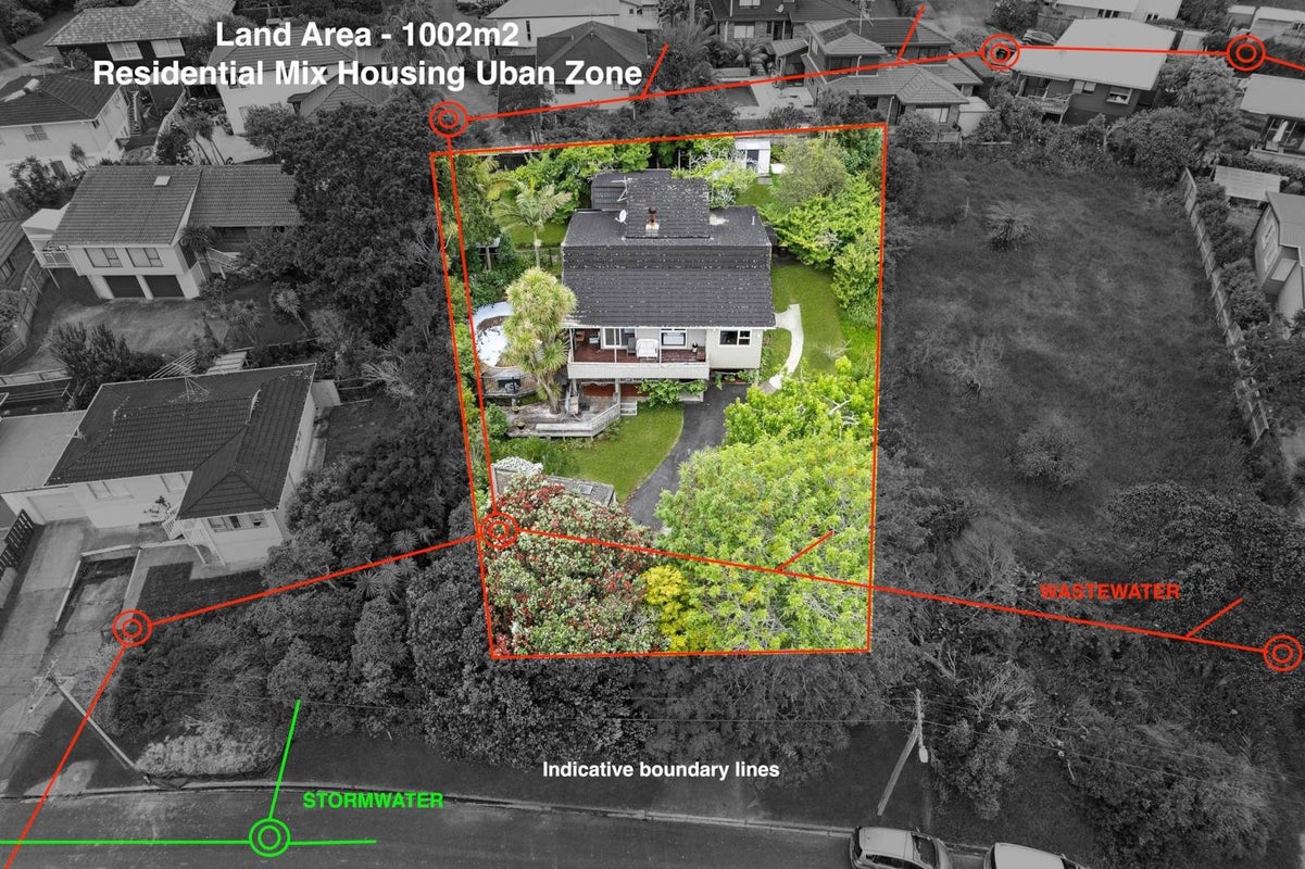 8 Philson Terrace, Browns Bay, Auckland - Carousel 1