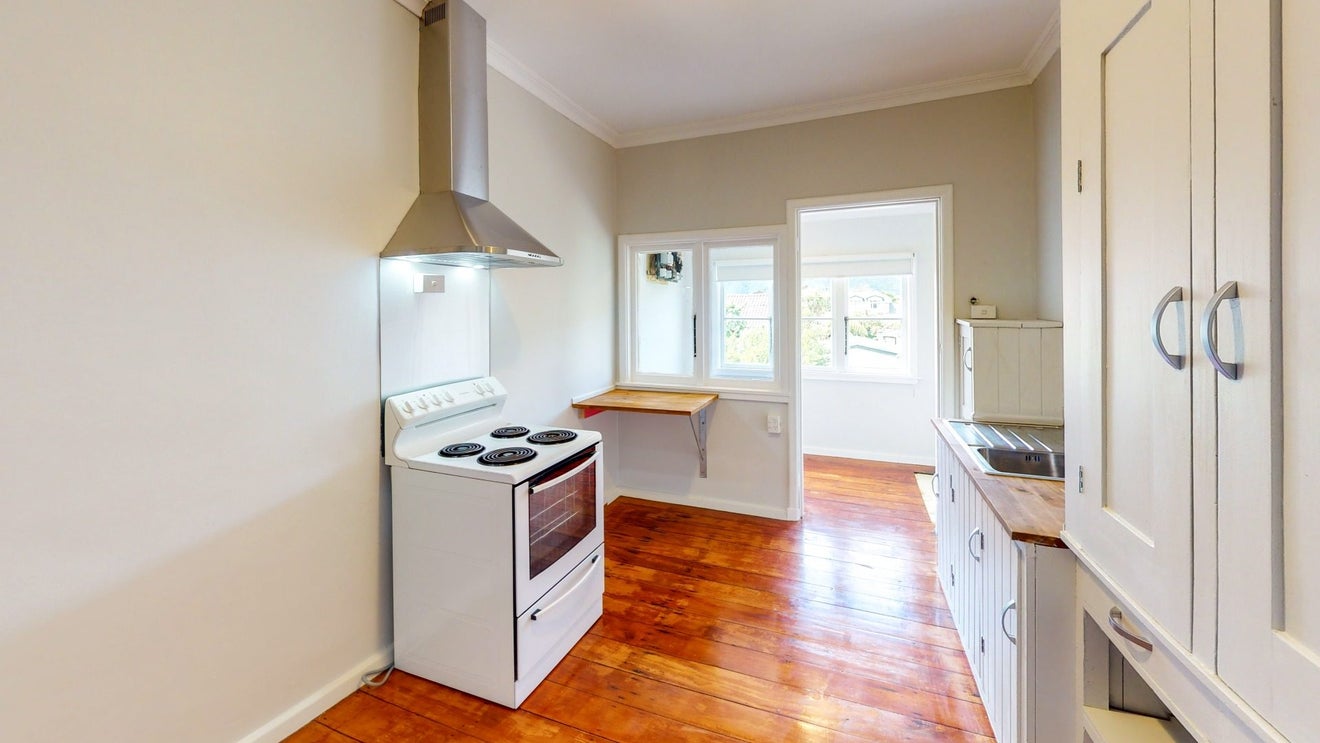 1/20 Ludlan Crescent, Woburn, Lower Hutt - Carousel 2