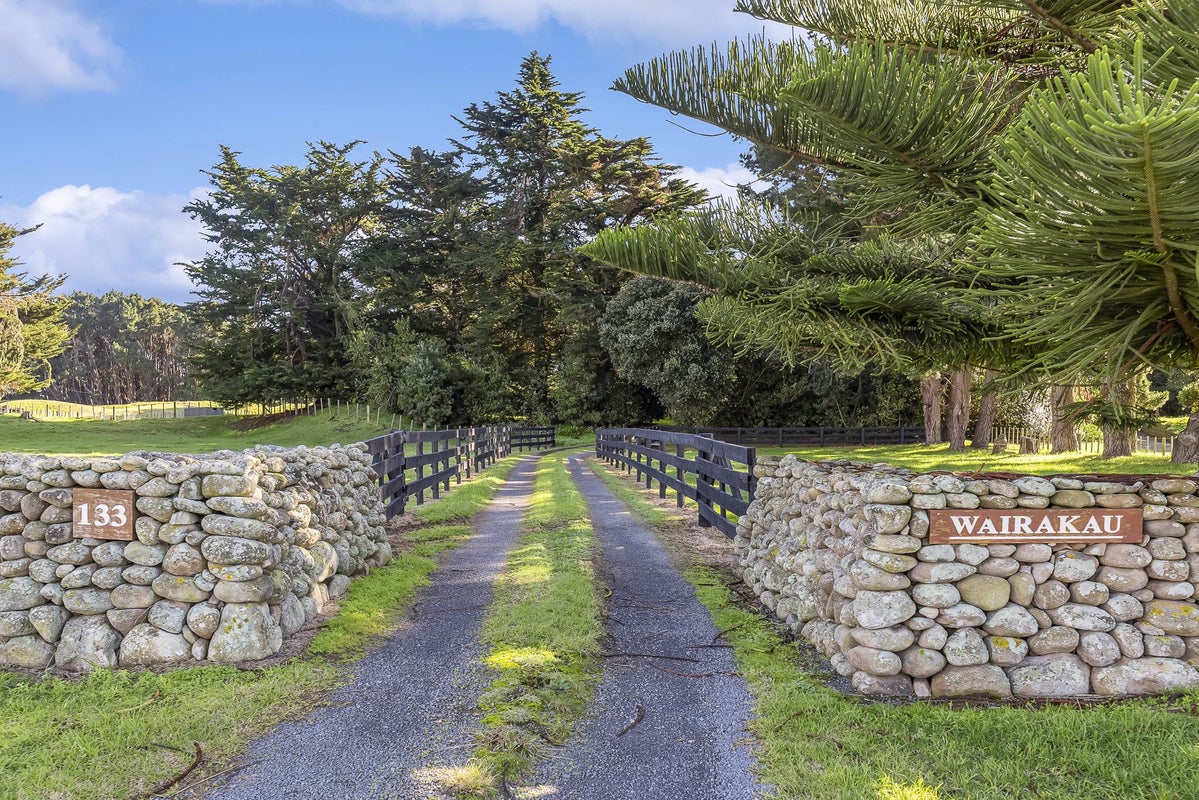 133 Sims Road, Te Horo Beach - Carousel 26