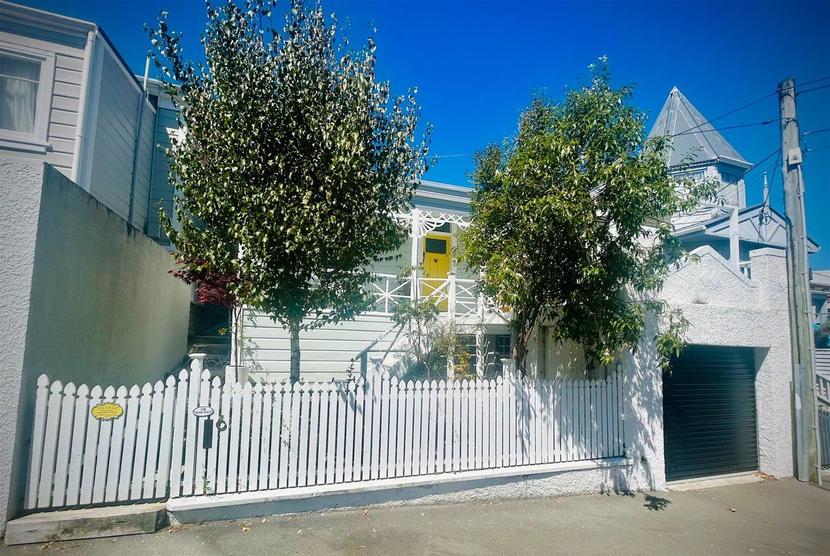 6 Jeypore Street, Berhampore, Wellington - Carousel 2