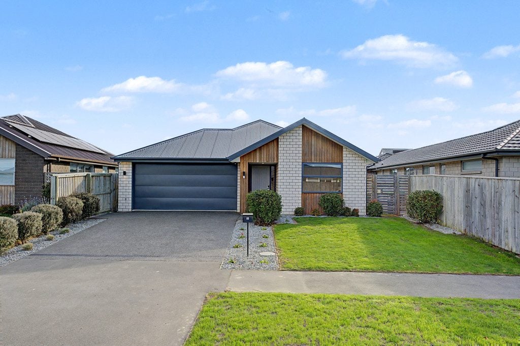 12 Eyas Drive, Rolleston, Rolleston - Carousel 1