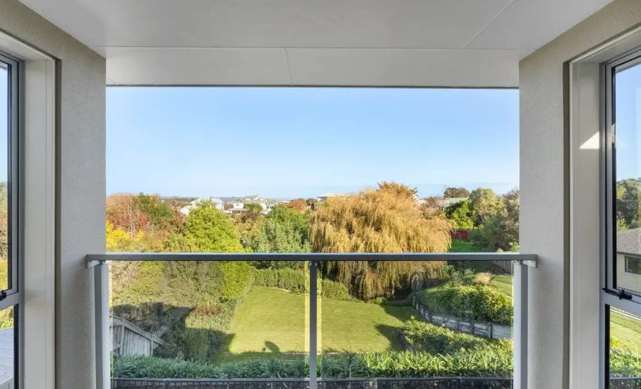 8 St Johns Heights, Otamatea, Whanganui - Carousel 6