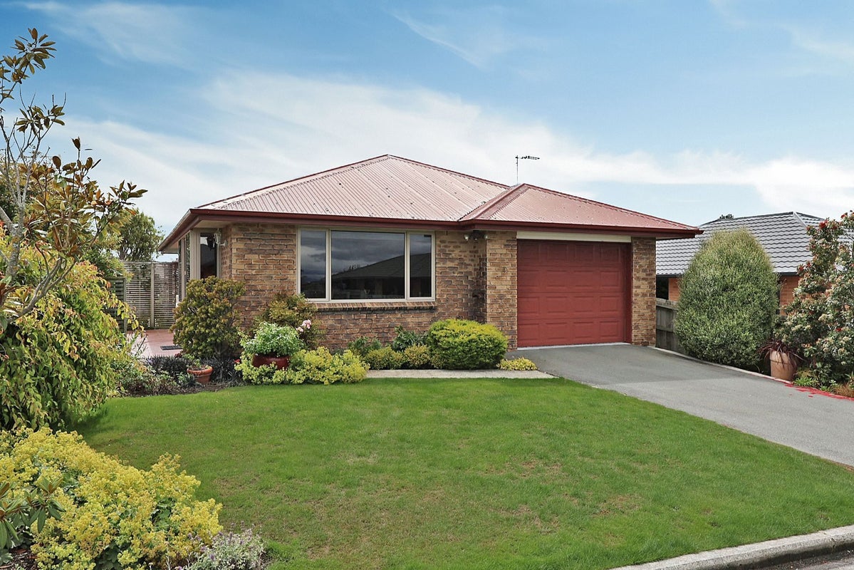 4/92 Perth Street, South Hill, Oamaru - Carousel 1