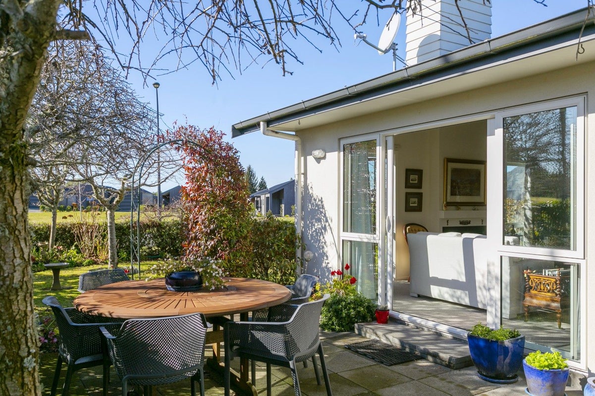 1 Noumea Drive, Rangatira Park, Taupo - Carousel 1