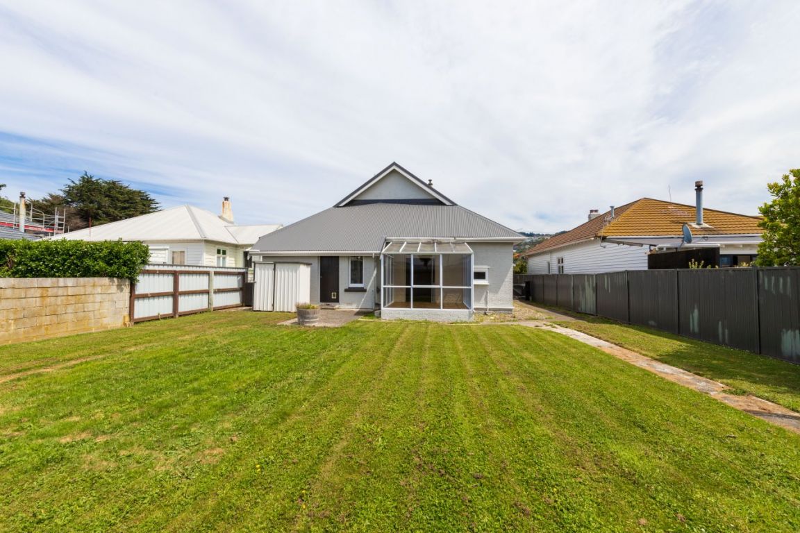 13 Kennedy Street, Saint Clair, Dunedin - Carousel 2