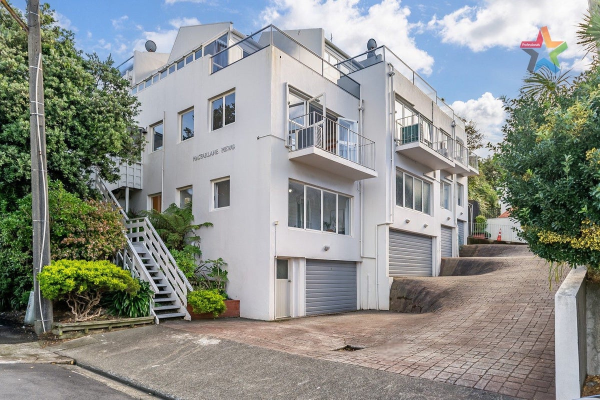 7/2 Mcfarlane Street, Mount Victoria, Wellington - Carousel 1