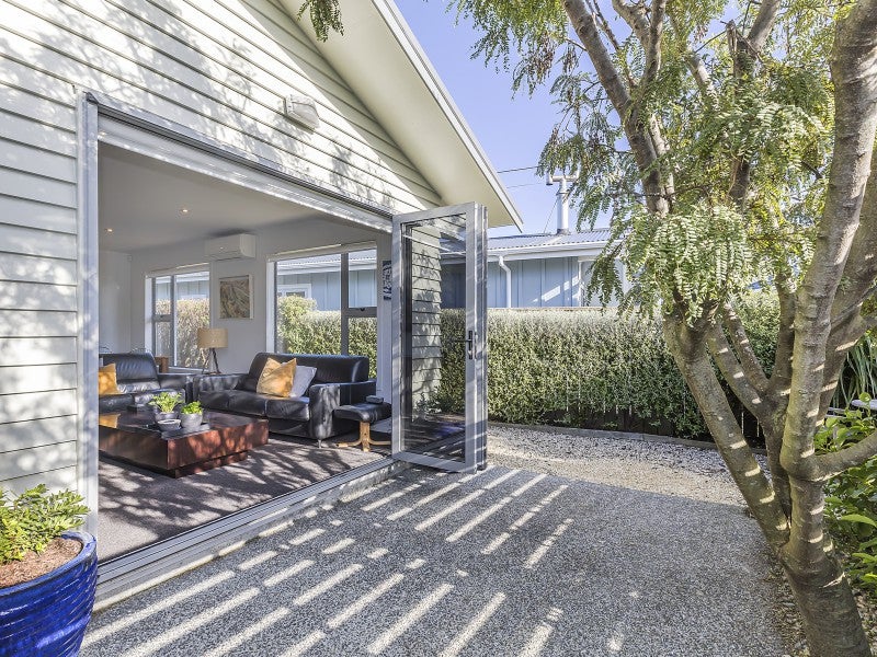 13A Wayside, Miramar, Wellington - Carousel 2