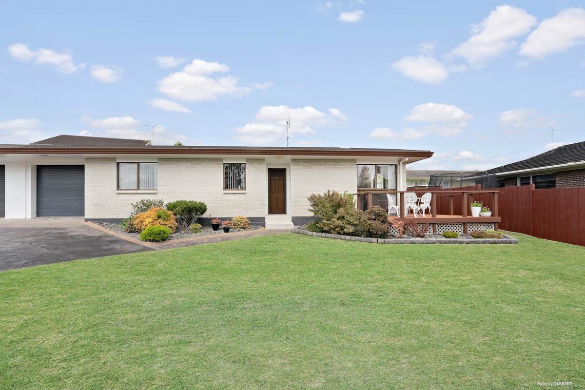 7A Butley Drive, Farm Cove, Auckland - Carousel 2