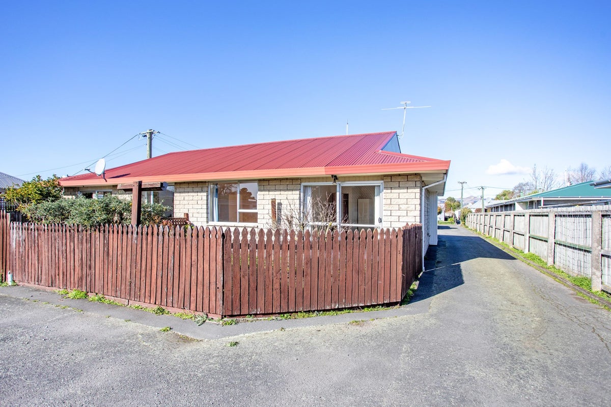 4/9 Haast Street, Linwood, Christchurch - Carousel 1