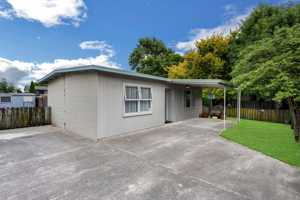 3/131 Carruth Road, Papatoetoe, Auckland - Carousel 1