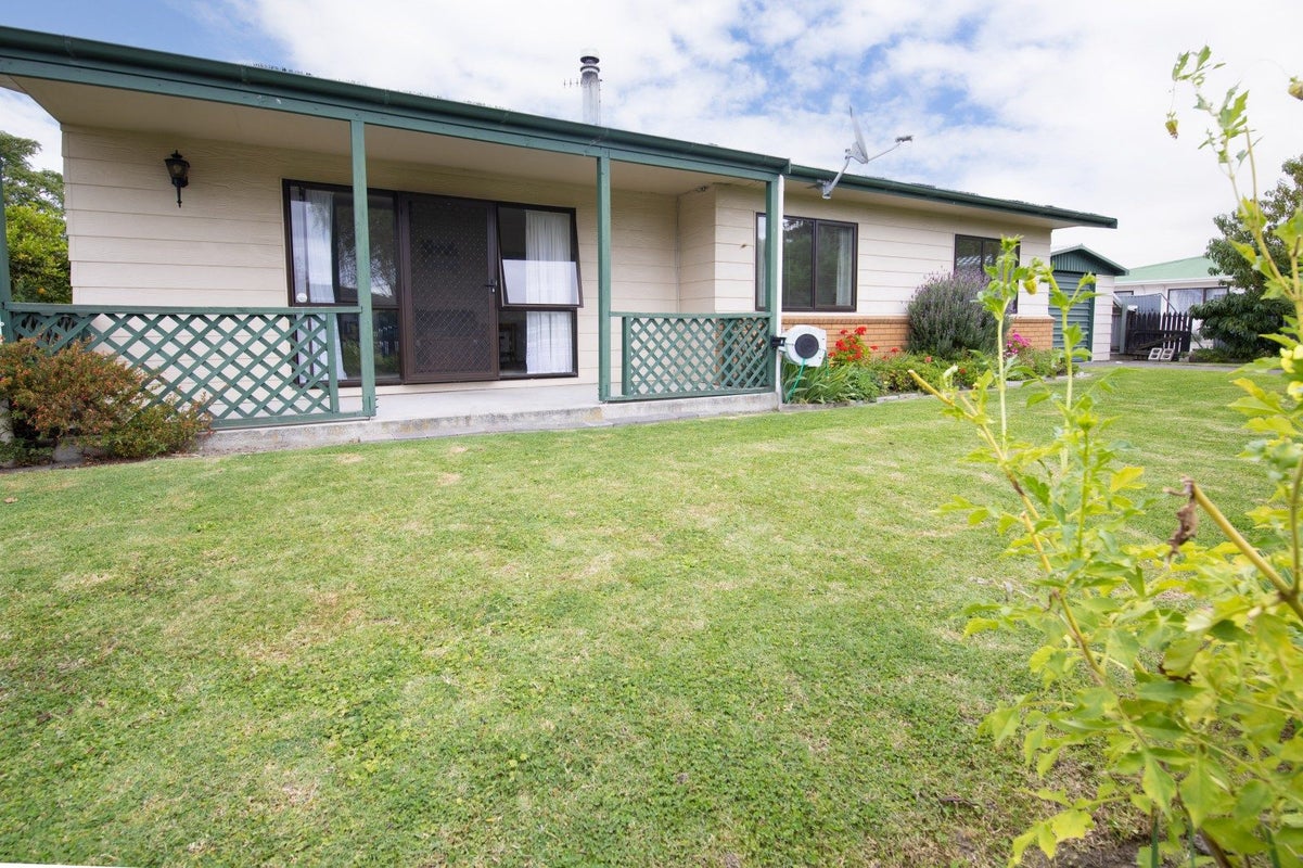 2 Beveridge Place, Greenmeadows, Napier - Carousel 1
