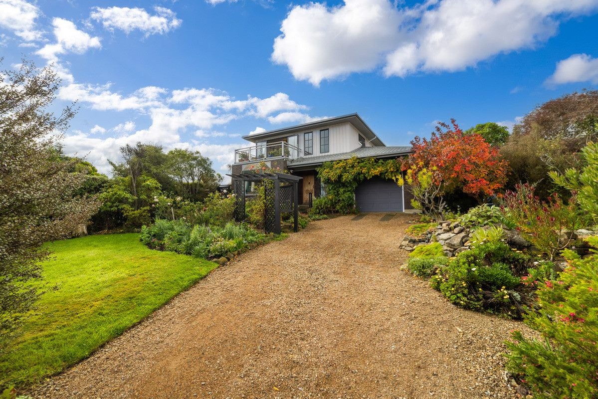 11 James Drive, Diamond Harbour, Lyttelton - Carousel 27