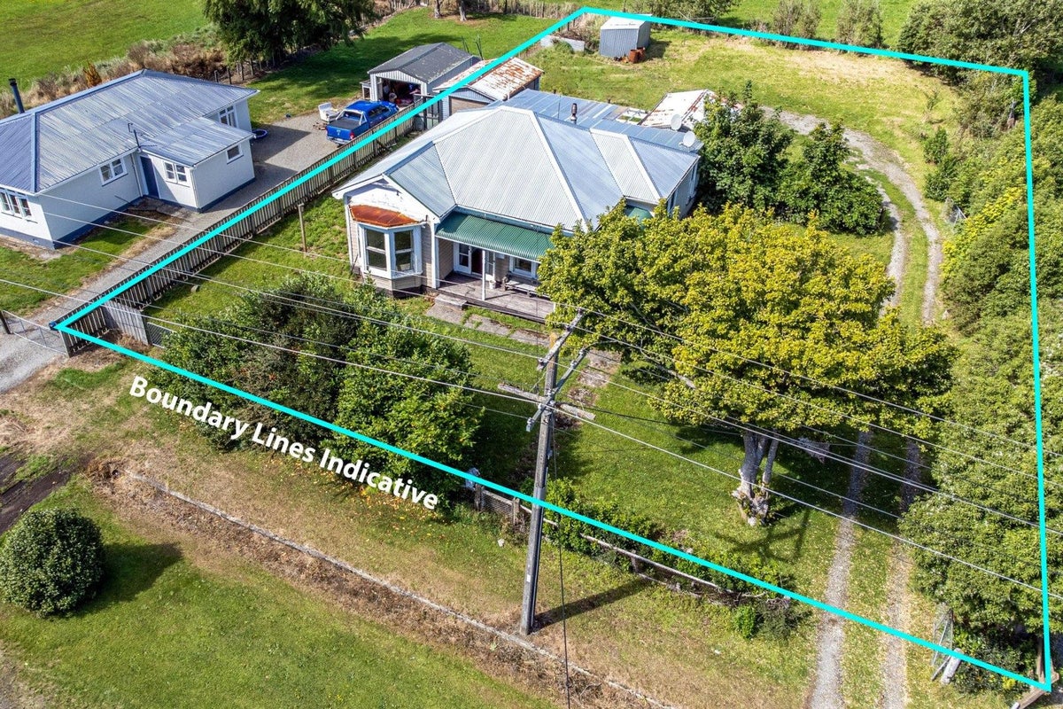 40 Newman Road, Eketahuna - Carousel 2