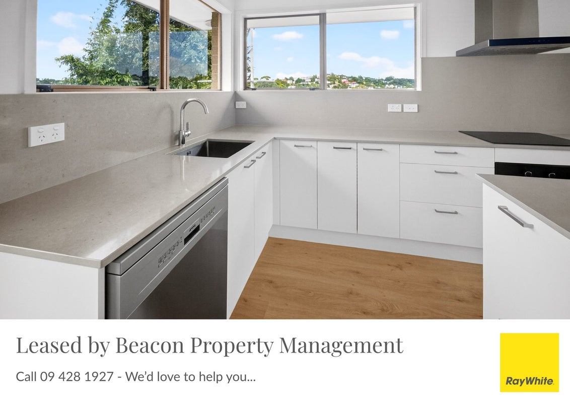 1/23 Ramillies Place, Glenfield, Auckland - Carousel 1