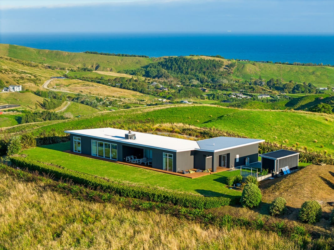 222 Gaddums Hill Road, Outer Kaiti, Gisborne - Carousel 1