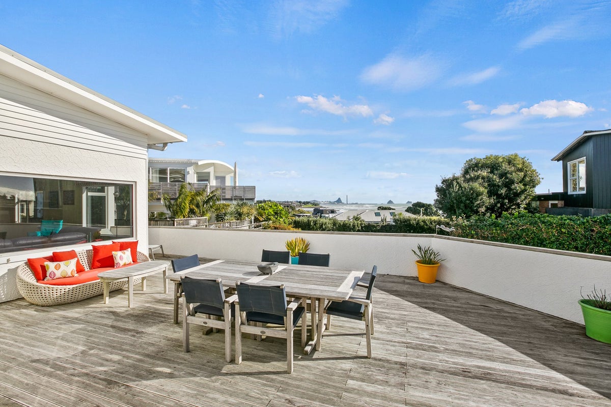 29B Hamblyn Street, Strandon, New Plymouth - Carousel 1