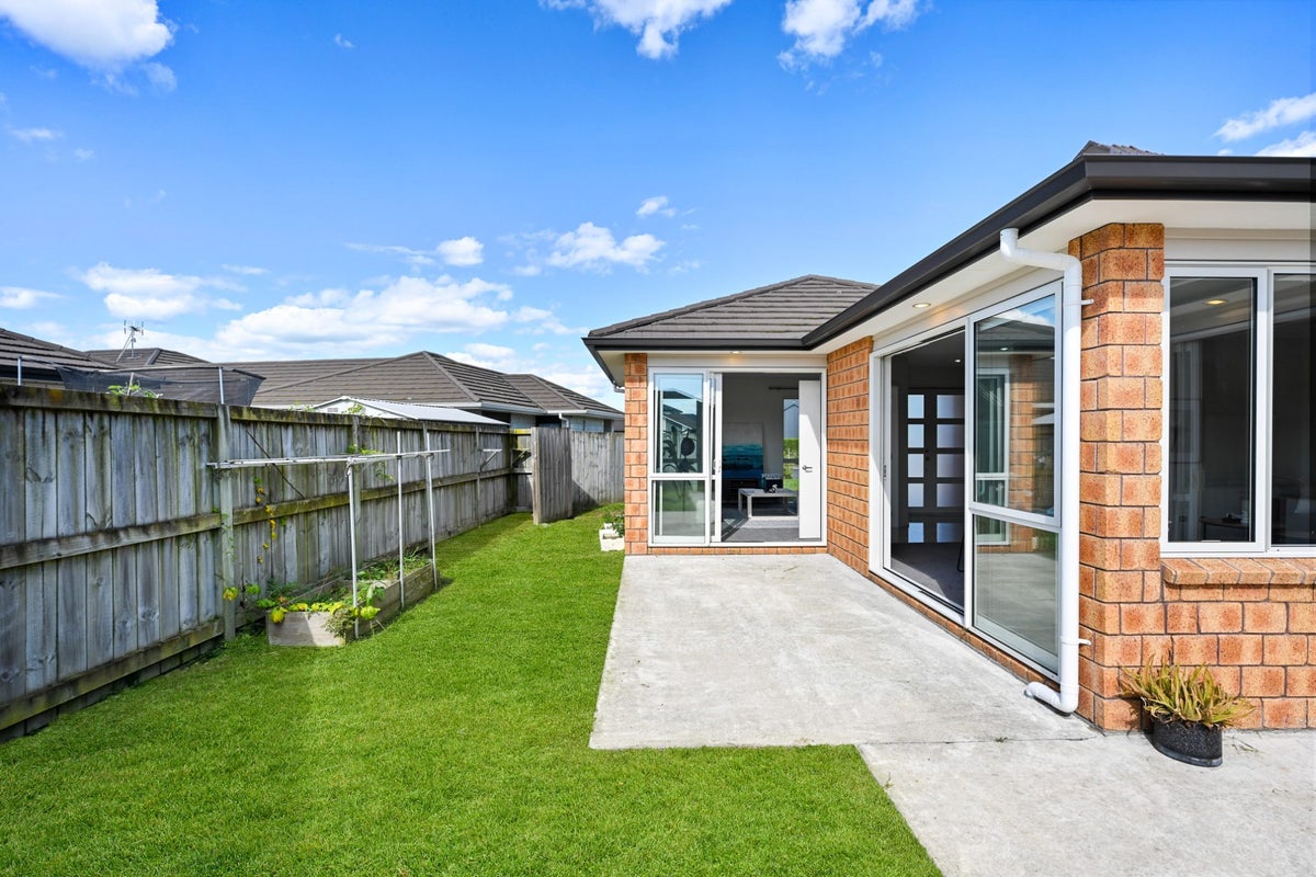 4 Capricorn Place, Rototuna North, Hamilton - Carousel 17