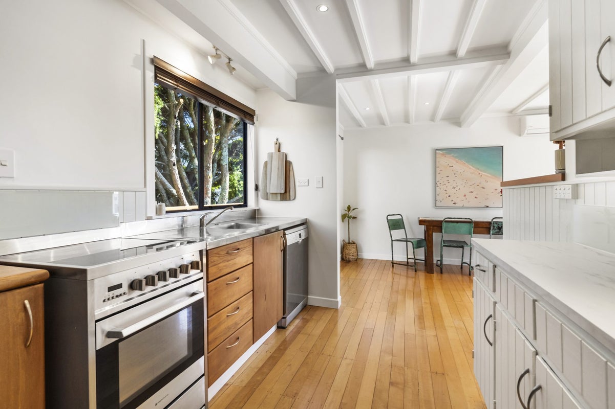 1/9 LANCASTER RD, Beach Haven, Auckland - Carousel 2